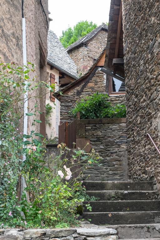 Le Compostelle De Conques Apartman Kültér fotó